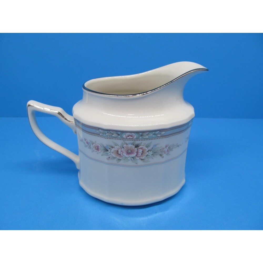 Noritake Rothschild Creamer Excellent Condition - Picture 9 of 9